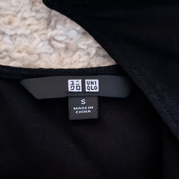 Uniqlo Black Maxi Dress - Picture 2 of 5